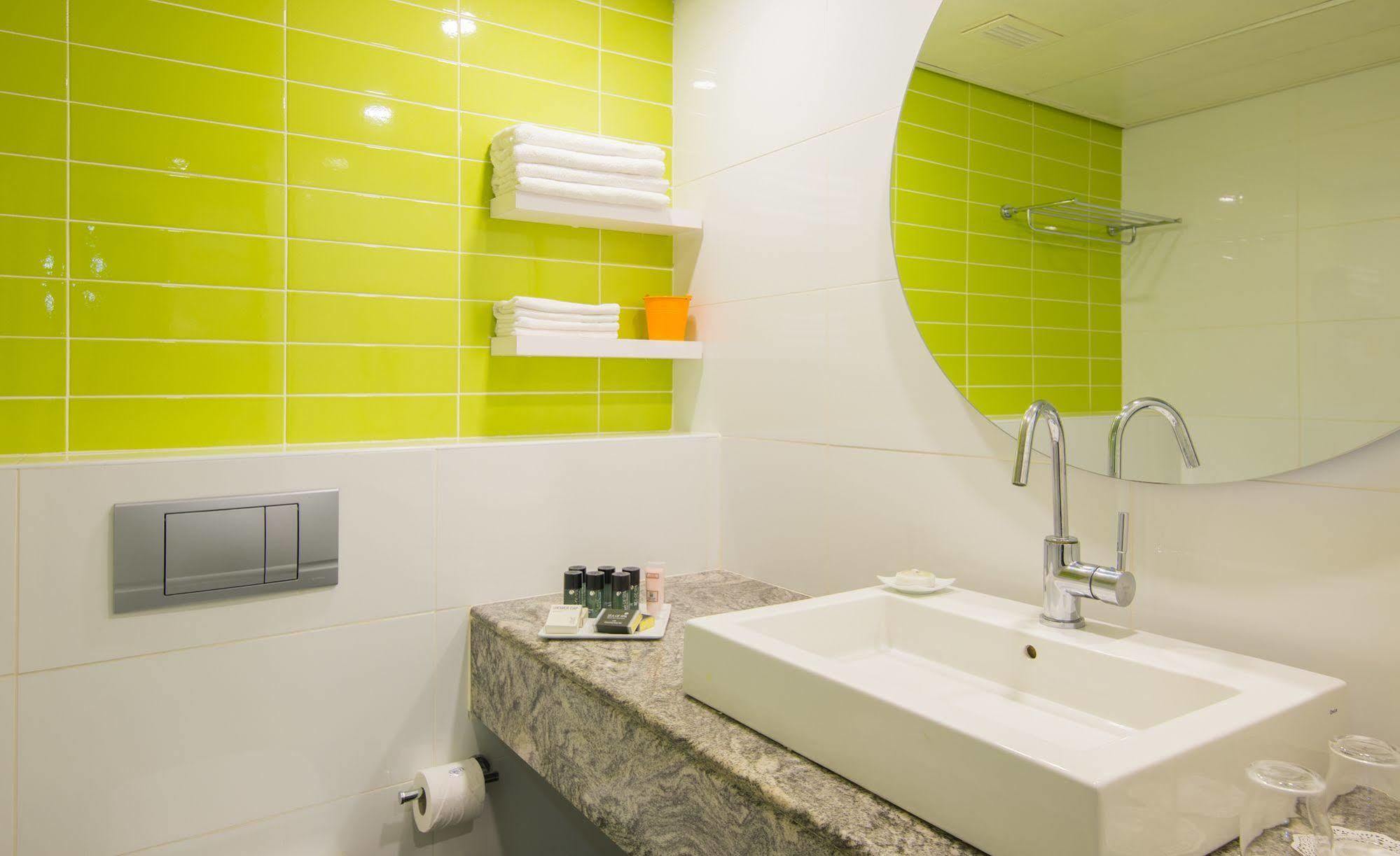 Jewel Tlv Hotel Tel Aviv Bagian luar foto
